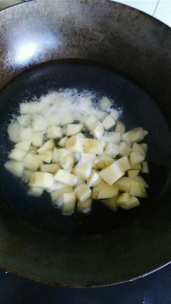咖喱土豆牛肉的做法步骤2