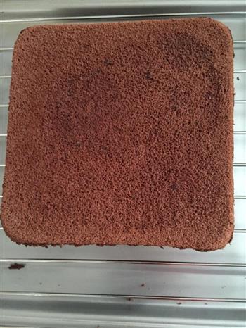 8寸巧克力戚风蛋糕的做法步骤1