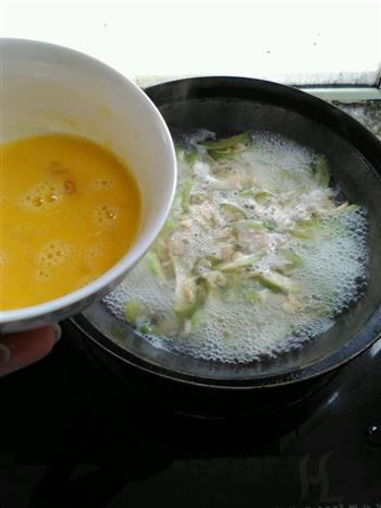 鲜味丝瓜蛋汤的做法步骤6