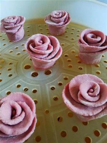 奶香紫薯玫瑰花卷的做法步骤7
