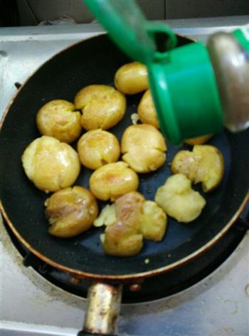 香煎小土豆的做法步骤7