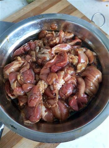 香辣鸡胗腿肉的做法步骤3