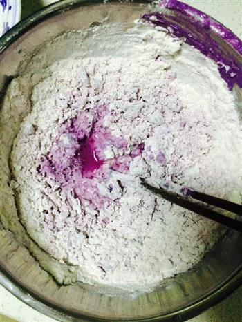 渐变紫薯牛奶玫瑰花馒头的做法步骤2