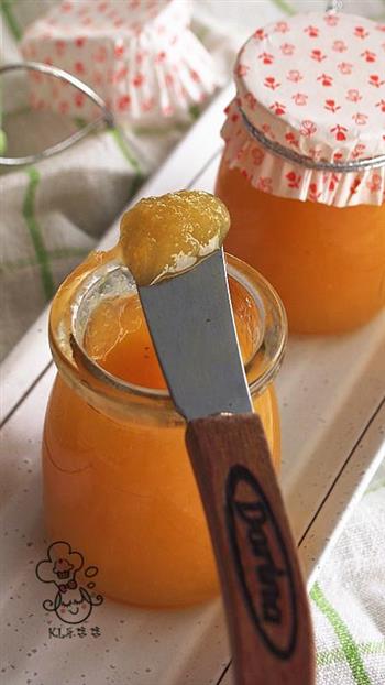 菠萝果酱-夏热里的小清新的做法步骤10