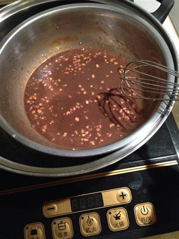 蔓越莓巧克力慕斯蛋糕的做法步骤2