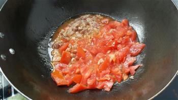 西红柿炒花生肉末拌鸡蛋面的做法步骤6