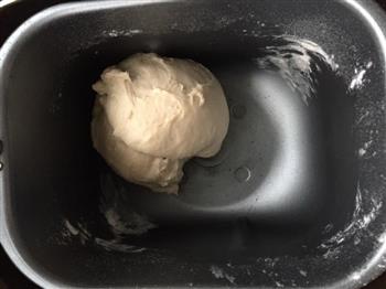 核桃葡萄干面包的做法图解1