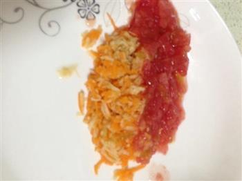 宝宝西红柿土豆胡萝卜丝饼的做法图解2