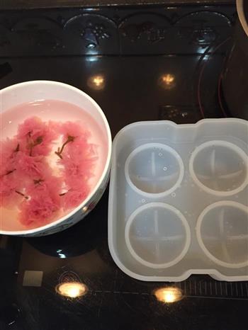 樱花水信玄饼的做法步骤2