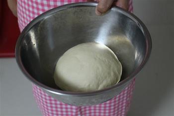 DIY美味-蔓越莓牛角小面包的做法步骤2