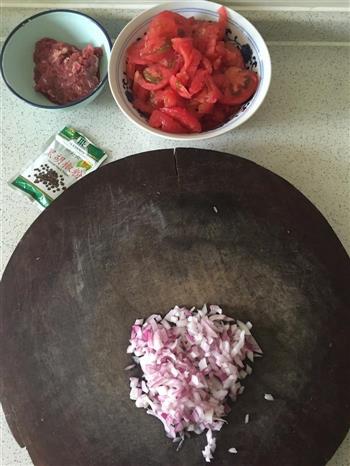 快手简单早餐-意大利番茄肉酱面的做法图解1