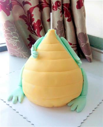 翻糖蛋糕-财神小恐龙的做法图解15