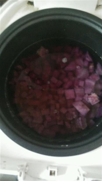 粗粮紫薯粥的做法步骤1