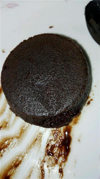 巧克力熔岩蛋糕的做法步骤4