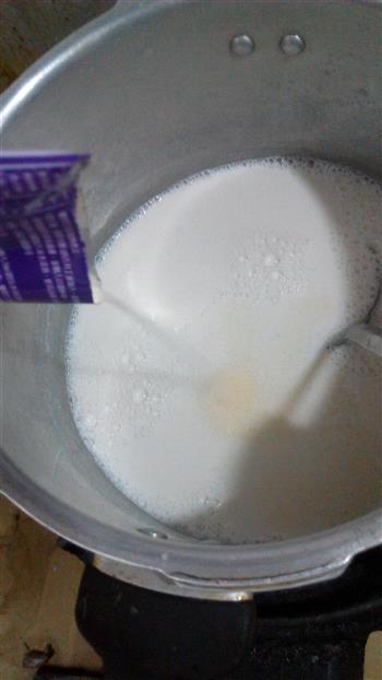 椰汁糕，又名椰子奶冻的做法步骤4