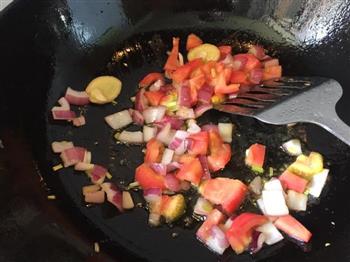 番茄牛腩汤的做法步骤1