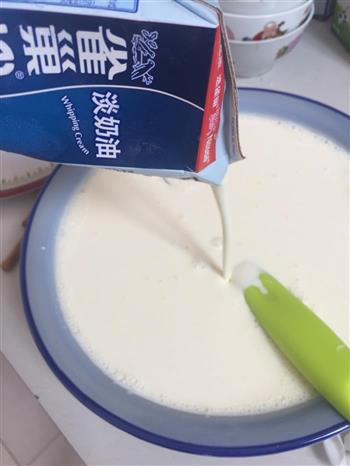 椰丝牛奶小方块的做法步骤4
