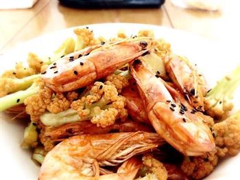花菜干锅虾的做法步骤1