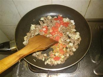 如何煮意面-简单方便的番茄肉酱意面的做法步骤6