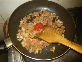 如何煮意面-简单方便的番茄肉酱意面的做法步骤7