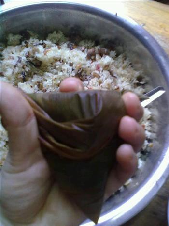 黑枣香菇肉粽子粽子的做法步骤10