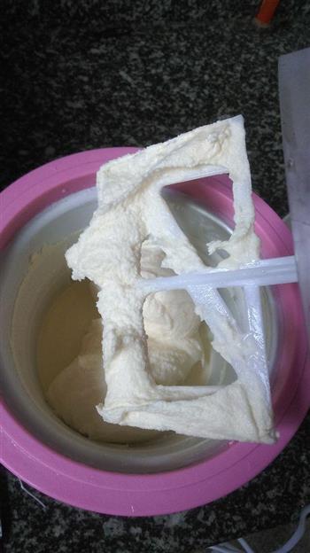 香草奶油冰淇淋-冰淇淋机版的做法步骤14