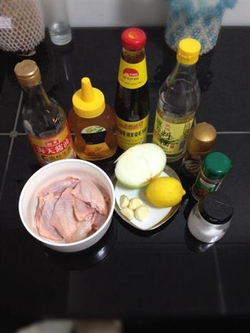 锡包柠檬鸡翅的做法步骤1