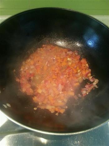 番茄肉酱意面的做法步骤2