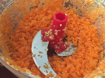 玉米胡萝卜煎饼的做法步骤2