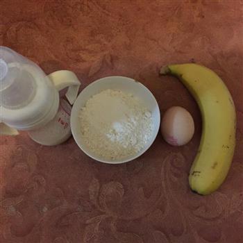 宝宝香蕉鸡蛋饼的做法图解1