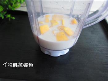 芒果牛奶雪糕的做法步骤2