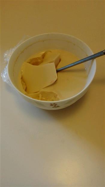 西瓜牛奶布丁的做法步骤1