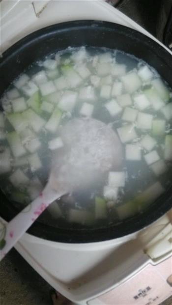 冬瓜瘦肉粥的做法步骤2