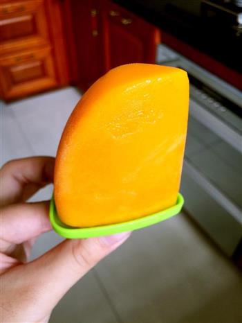芒果牛奶小冰棍的做法图解6