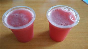 榨冰西瓜汁的做法步骤4