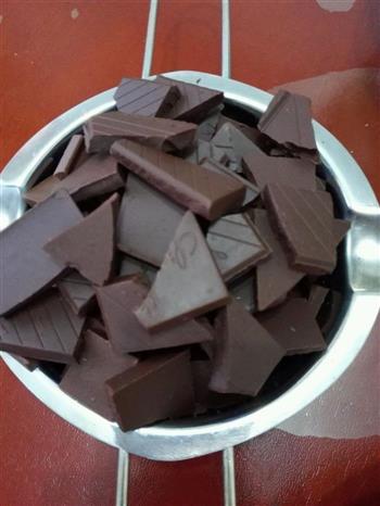 十寸黑巧克力慕斯的做法图解3