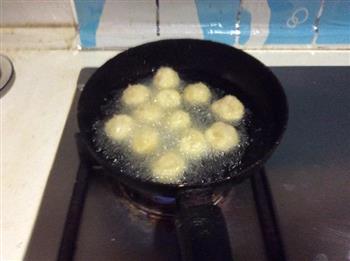 油炸土豆丸子的做法步骤6