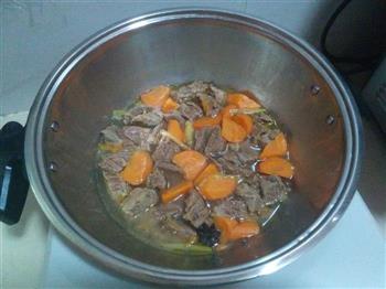 胡萝卜煨牛肉的做法步骤10