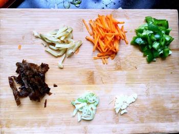 肉末多色蔬菜打卤面的做法步骤1