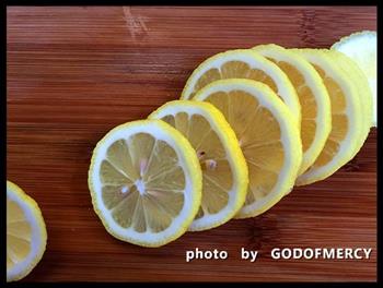 夏季美腿物语-自制瘦腿的柠檬苦瓜汁的做法图解5