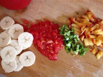 电饭煲蔬菜水果沙拉的做法步骤2