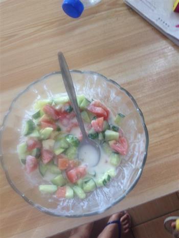 酸奶蔬果沙拉的做法步骤1