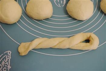 松软手撕-经典老式面包的做法图解8