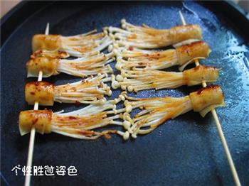 蒜蓉香辣金针菇烤串的做法图解8