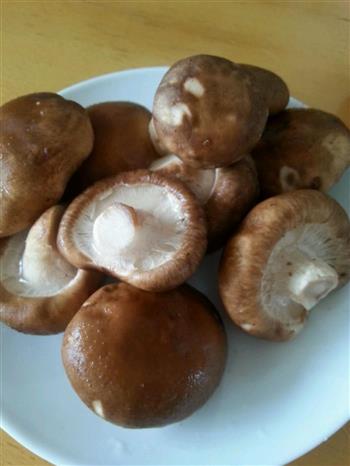 一鲜香菇榨菜炒肉丝的做法步骤2