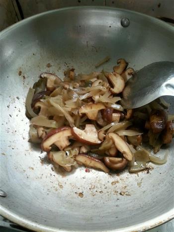 一鲜香菇榨菜炒肉丝的做法步骤8