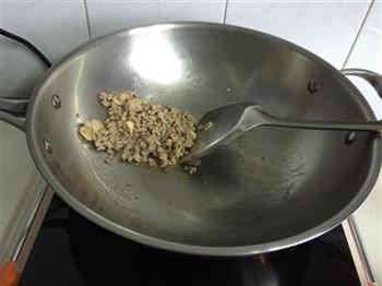 蒜香肉末豇豆的做法步骤4