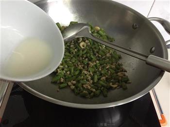 蒜香肉末豇豆的做法步骤8