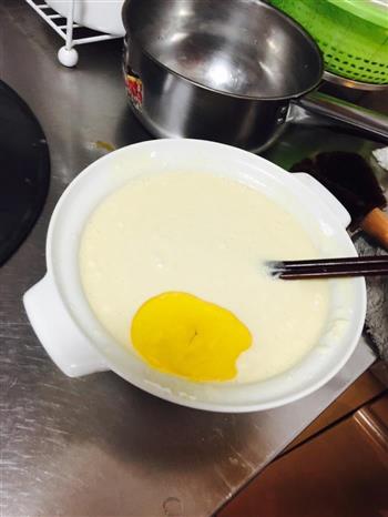 香葱鸡蛋煎饼来一套的做法步骤4