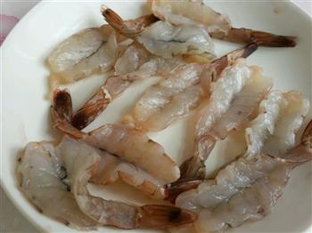 美味凤尾虾-健康油炸宝宝爱的做法步骤1